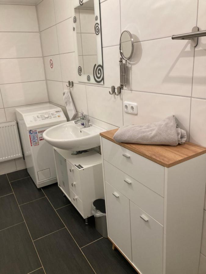 Wohnung Mit Kamin Terrasse Und Grill In Der Naehe Von Nuernberg Burgthann Esterno foto